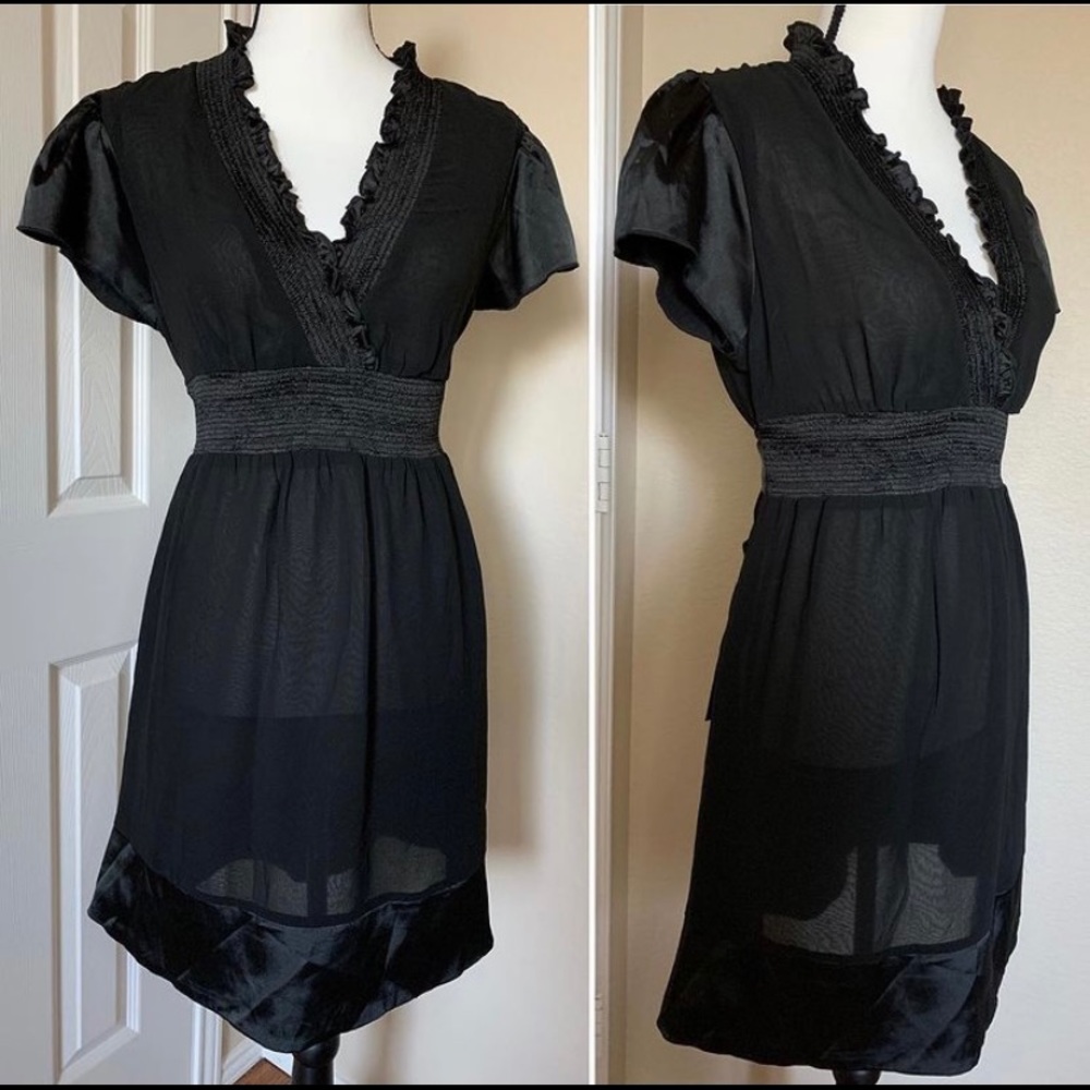 Dress - Picture 2 of 2